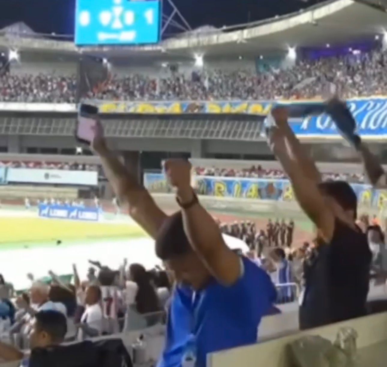 Torcedores do Paysandu comemoram 'gol fantasma' contra o Maringá e viram piada na web - 