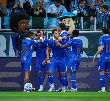 Imagem - Grêmio vence a Chapecoense de virada e ganha fôlego no Brasileirão