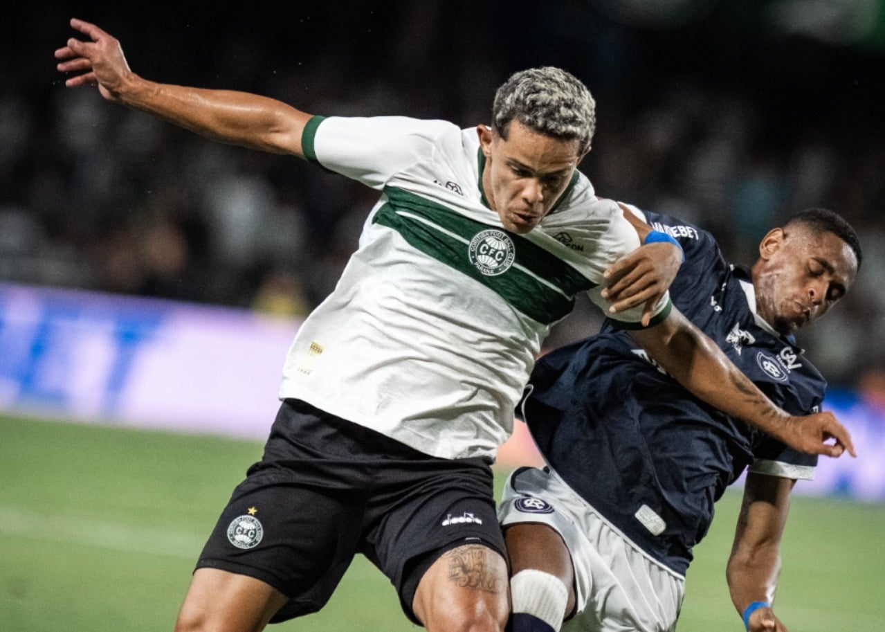 Leão e Coxa se enfrentam no Mangueirão, em Belém - 
