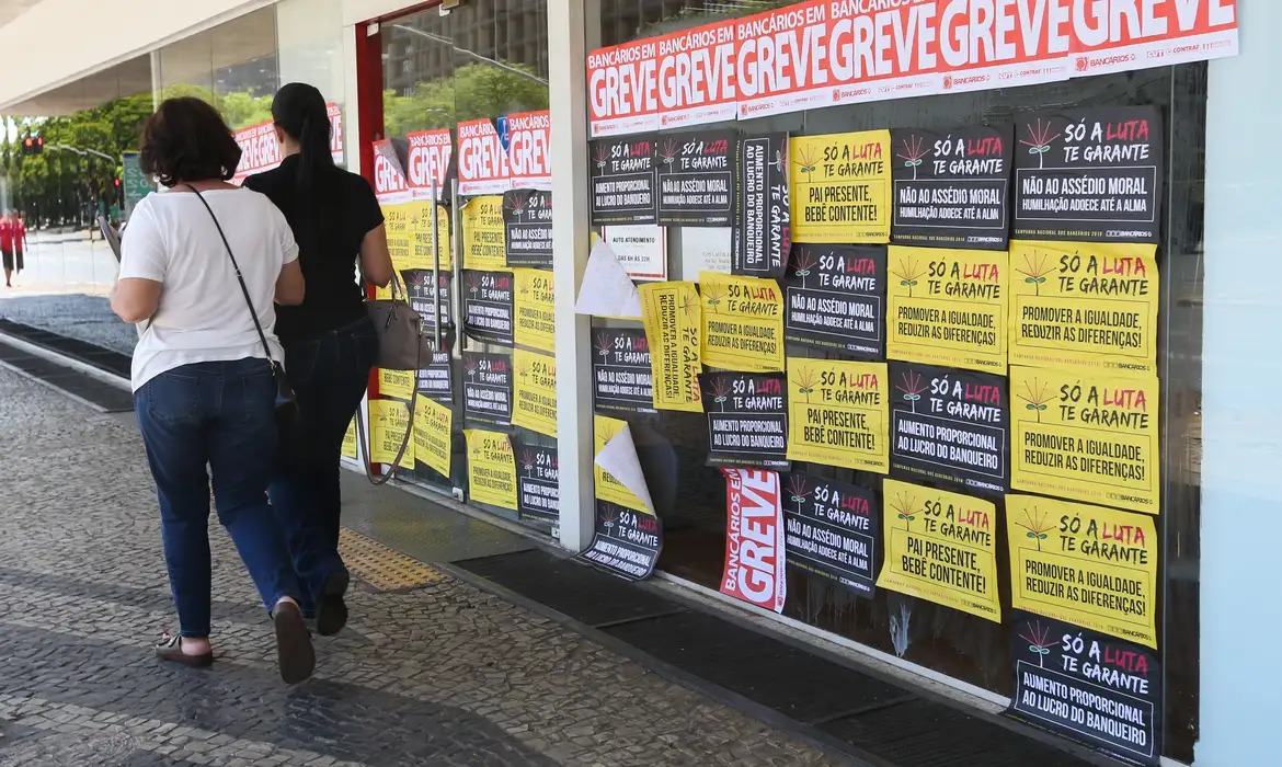 Com a greve, o atendimento presencial nas agências poderá ser afetado em diversos municípios do estado