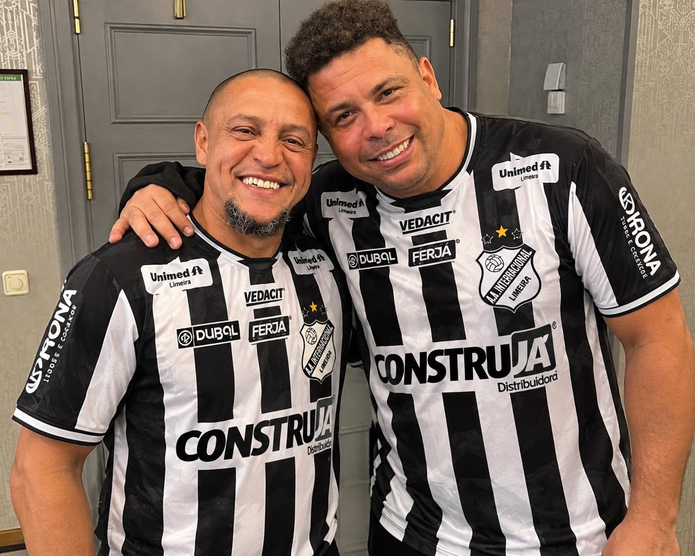 Roberto Carlos e Ronaldo estão entre os investidores da SAF - 