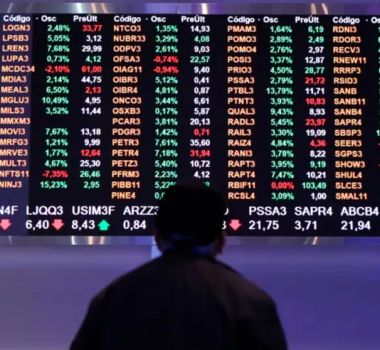 Imagem - Petróleo em alta internacional impulsiona bolsa brasileira e faz dólar recuar para R$ 5,15