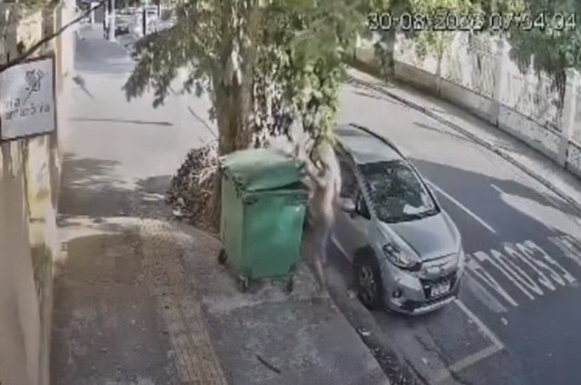 Imagens de câmeras de segurança registraram a ação na manhã de domingo (30), em uma avenida movimentada de Belém 