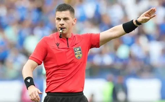 Lucas Casagrande (PR) comanda o jogo entre Leão e Mengão - 