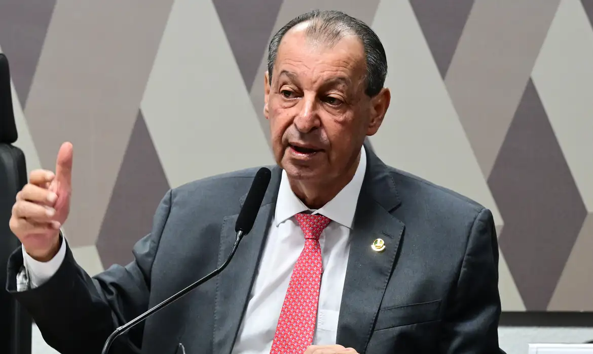 Relator da proposta, senador Omar Aziz (PSD-AM).