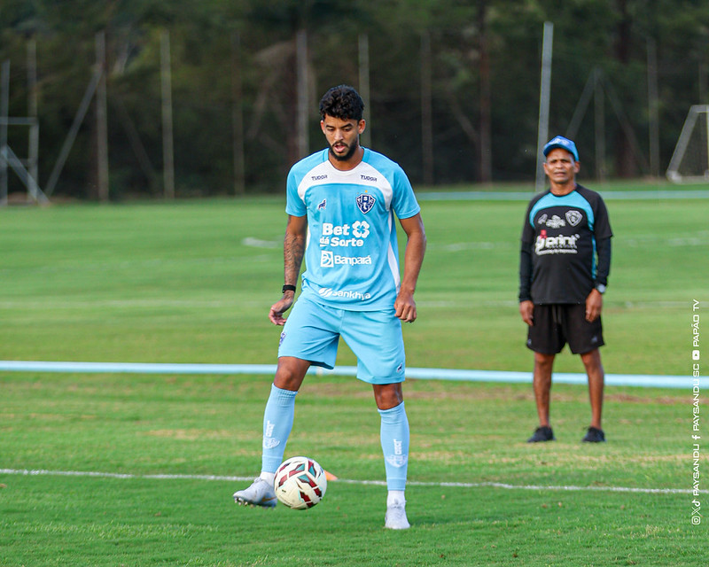 Bruno bispo em treino do Paysandu -