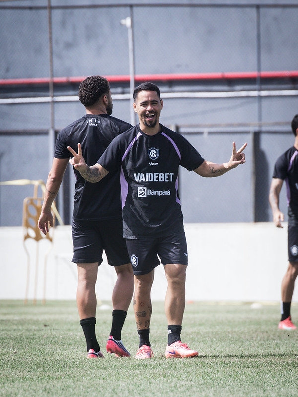 Yago Pikachu no treino do Remo -