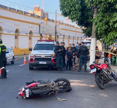 Imagem - Colisão entre duas motos deixa homem morto na Rua Municipalidade, em Belém