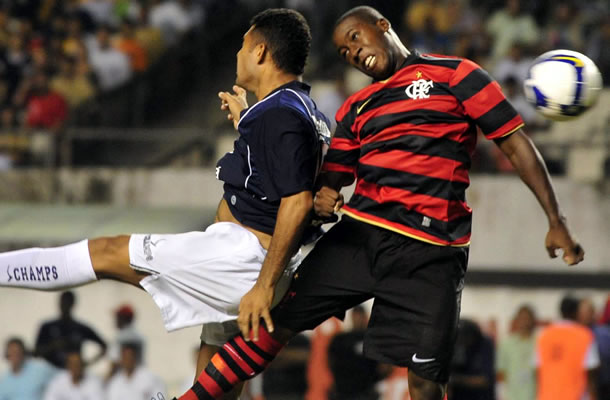 Remo X Flamengo aconteceu há 13 anos no Mangueirão -