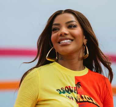 Imagem - Ludmilla aciona Latam na Justiça após problemas com voo e prejuízo de R$ 32 mil