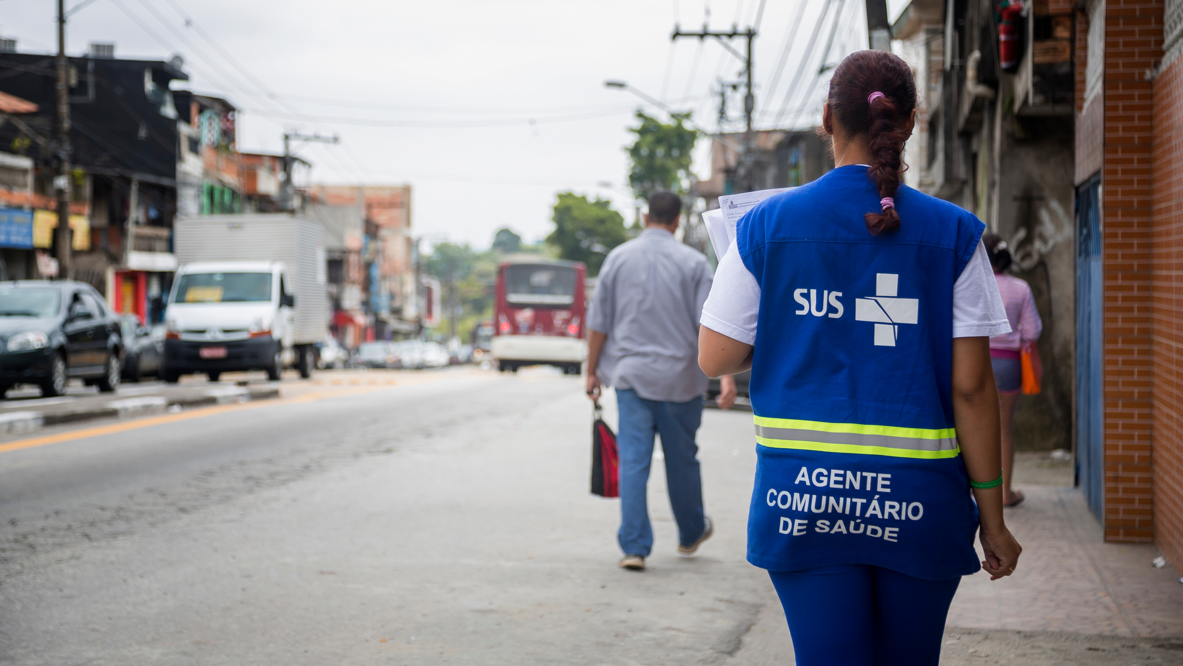 Agentes de saúde atuam nos serviços de atenção básica da saúde pública. 