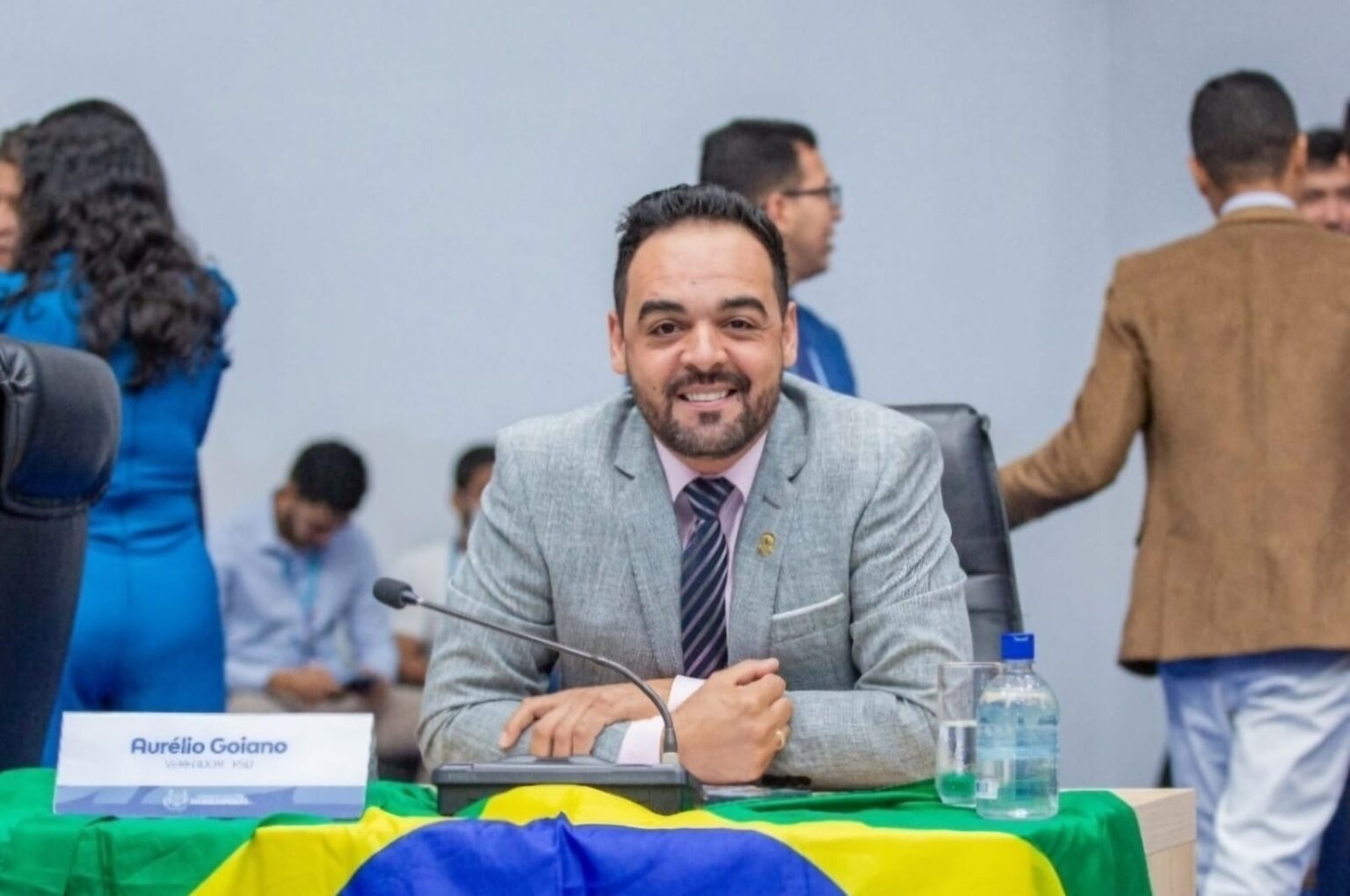 Prefeito Aurélio Goiano ( Avante)