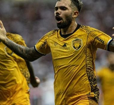 Imagem - Nico Schiappacasse já treina no Paysandu, mas burocracia ainda impede assinatura de contrato