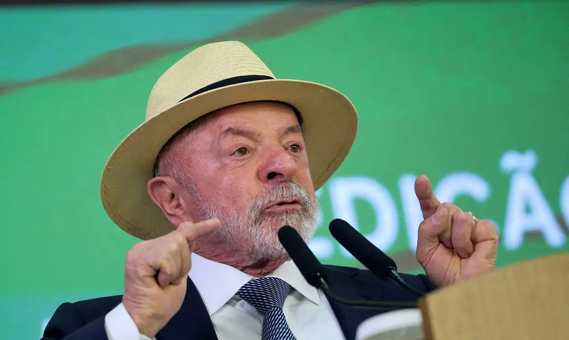 Presidente afirmou que o Brasil precisa conhecer a verdade sobre as investigações e criticou vazamentos seletivos em meio à crise no Judiciário