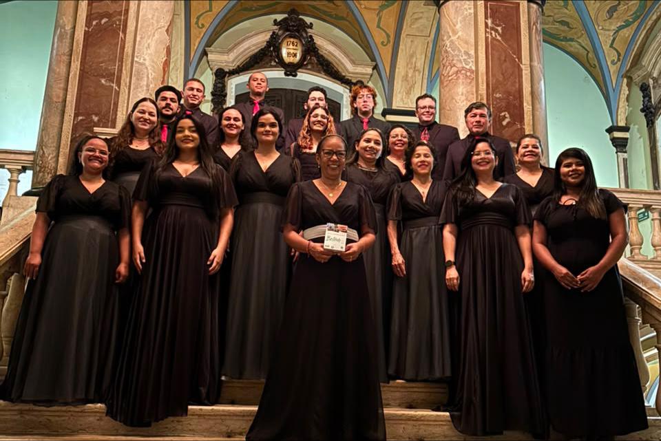 Coro Carlos Gomes retoma formato a cappella em apresentação histórica na Igreja de Santo Alexandre