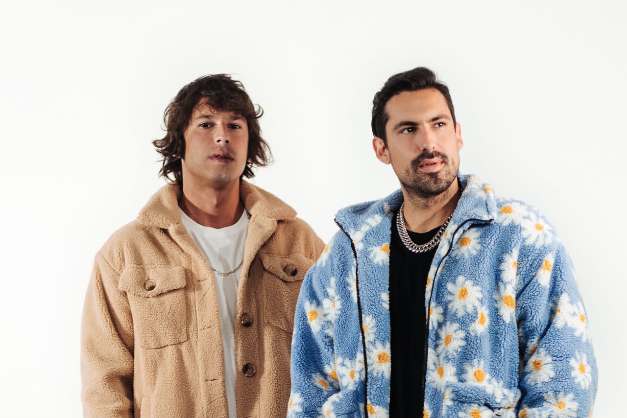 Do Brasil a mundo afora, a dupla Chemical Surf fará parte do Festival Savage