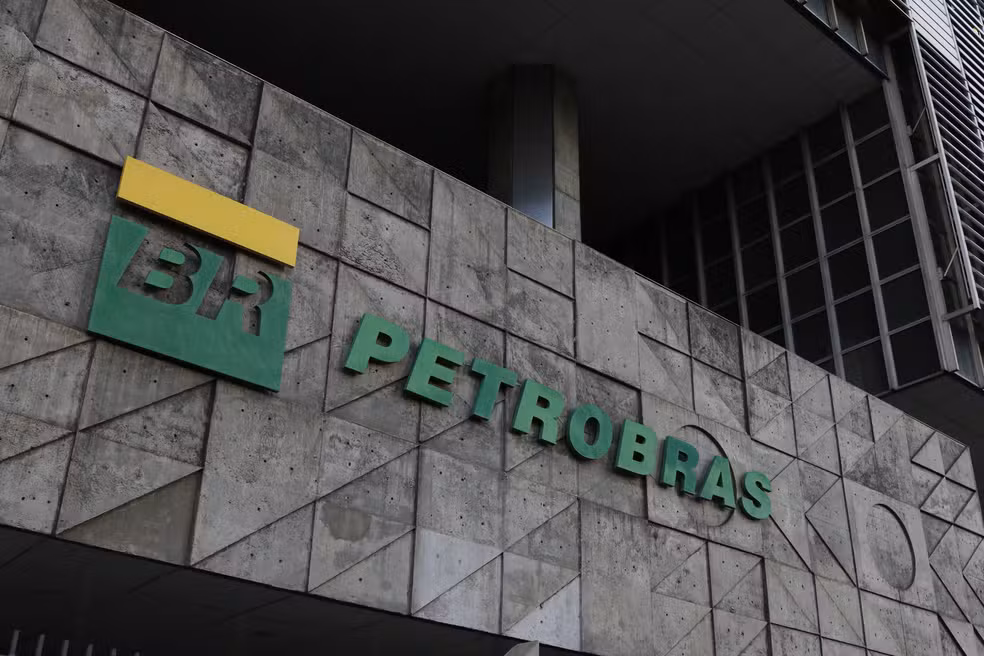 Gasolina vai ficar mais barata? Entenda o impacto do fim do desconto da Petrobras