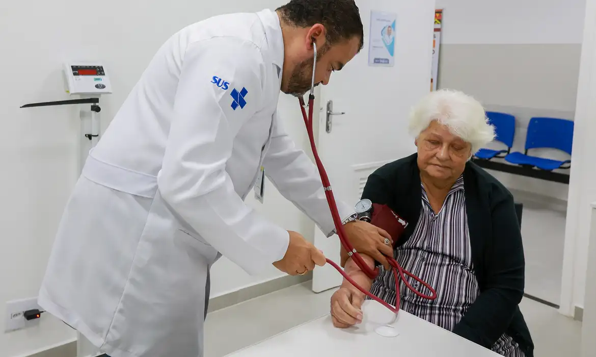 Imagem - Prova que avalia formação médica ocorre neste domingo em todo país