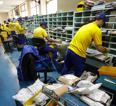 Imagem - Greve nos Correios: TST determina manutenção de 80% do efetivo