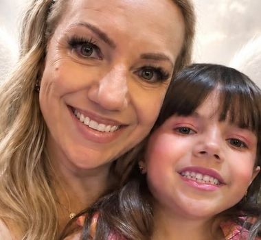 Imagem - Mulher morre no PR cinco meses após acidente que matou a filha de seis anos