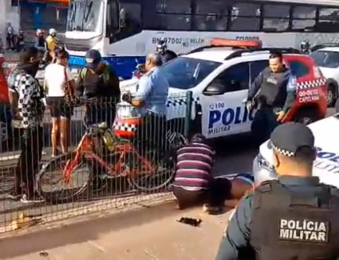 Ciclista fica ferido após ser atingido por viatura da PM em Ananindeua.