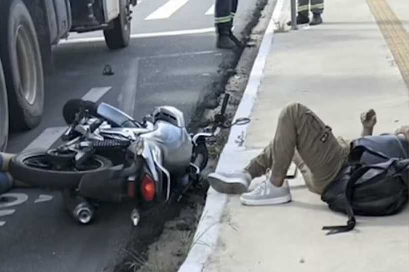 Vítima de 63 anos foi atingida enquanto atravessava a avenida Júlio César

