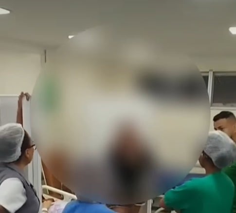 Imagem - Vídeo: Mulher é acusada de racismo após insultar enfermeira durante confusão em hospital de Belém