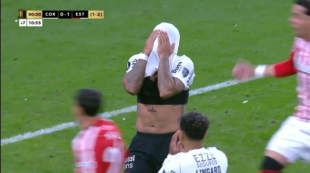 Memphis perdeu pênalti que poderia dar o empate ao Timão - 