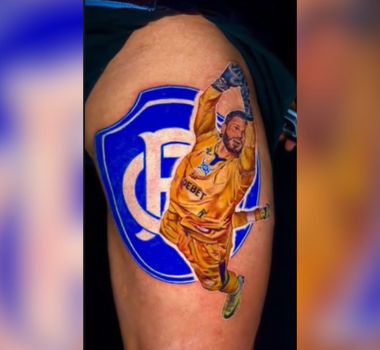 Imagem - Torcedor do Remo tatua defesa de Marcelo Rangel contra o Flamengo