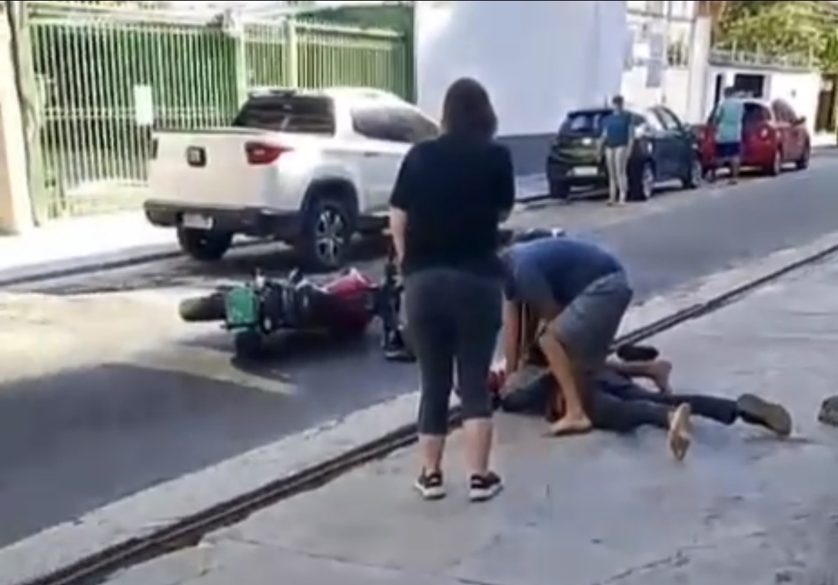 Turista é assaltada e tem celular roubado no centro de Belém