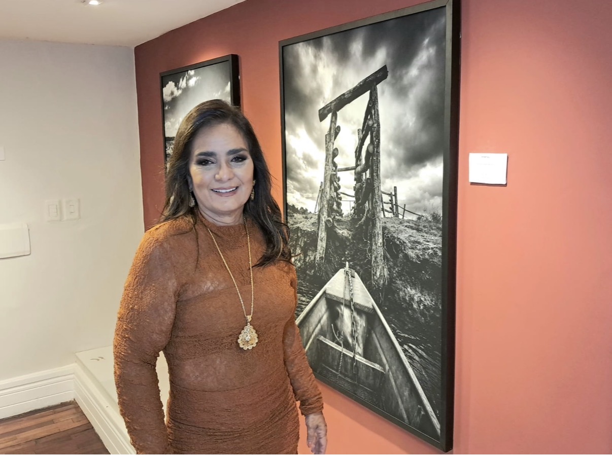 Zinda Nunes faz a exposição fotográfica "Marajó Vivido", no Espaço Cultural Athias Soriano, onde permanecerá até o dia 09 de outubro. 