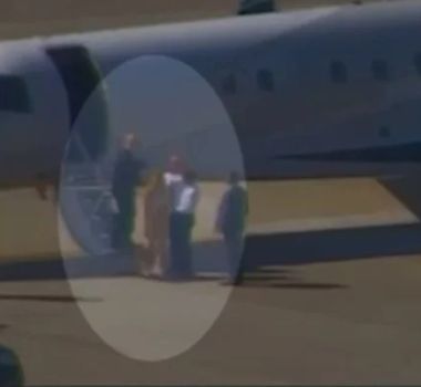 Imagem - Moraes negou uso de avião de Vorcaro em abril; vídeo divulgado agora contradiz versão