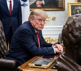 Imagem - Emissoras dos EUA suspendem cobertura conjunta da Casa Branca após Trump banir jornalistas
