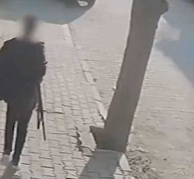 Imagem - Disputa amorosa termina em tiroteio em frente a colégio e deixa onze feridos na Turquia