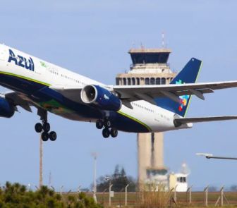 Imagem - Falhas no sinal de GPS em jatos da Embraer altera voos da Azul