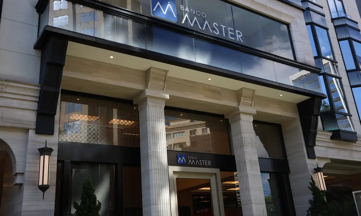 (Banco Master)