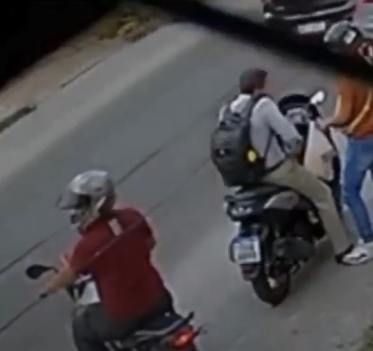 Homem tem mochila e pertences roubados por dupla em moto no Guamá, em Belém - 