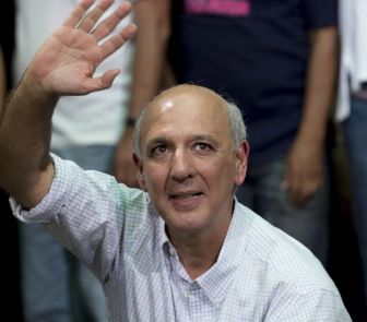 Imagem - TSE mantém inelegibilidade e barra candidatura de Arruda ao governo do DF