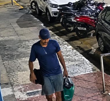 Imagem - Homem é flagrado novamente furtando peças de motocicleta em Belém; veja o vídeo