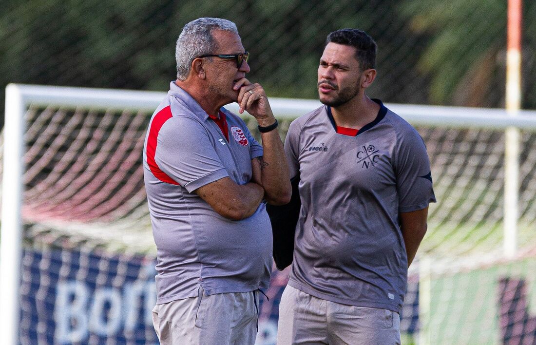 Comissão técnica foi demitida após derrota na Série B - 