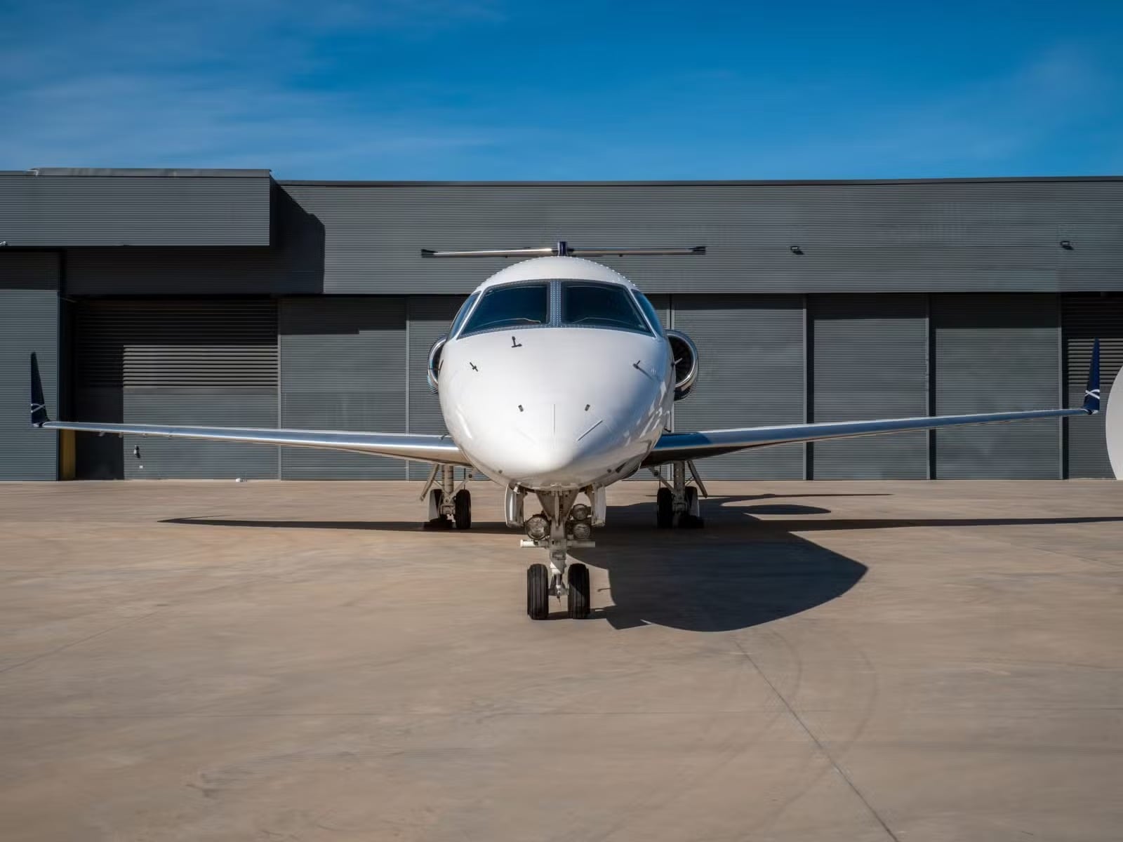(Como é por dentro o avião executivo que transportou Flávio Bolsonaro e Alexandre de Moraes)