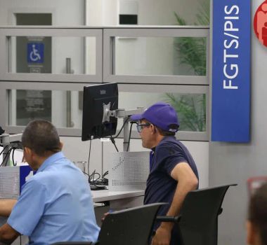 Imagem - Dinheiro esquecido do PIS/Pasep começa a ser pago hoje; veja se você tem direito
