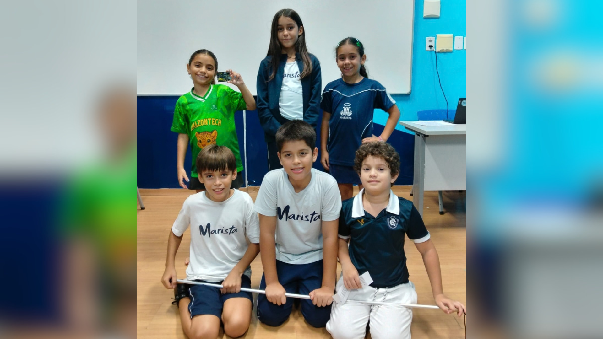 Imagem - Crianças de Belém criam bengala inteligente com materiais regionais para estudantes com deficiência visual