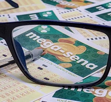 Imagem - Mega-Sena acumula e sorteio de terça-feira promete pagar bolão de R$ 52 milhões