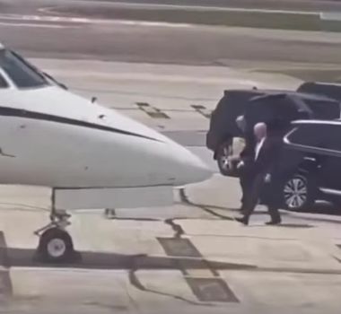 Imagem - Uso de avião da FAB por Alexandre de Moraes provoca críticas nas redes