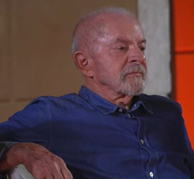 Imagem - Lula chega à Praça da República para comício em Belém