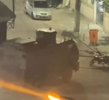 Imagem - Operação policial na Maré termina com sete fuzis apreendidos e suspeitos feridos no Rio