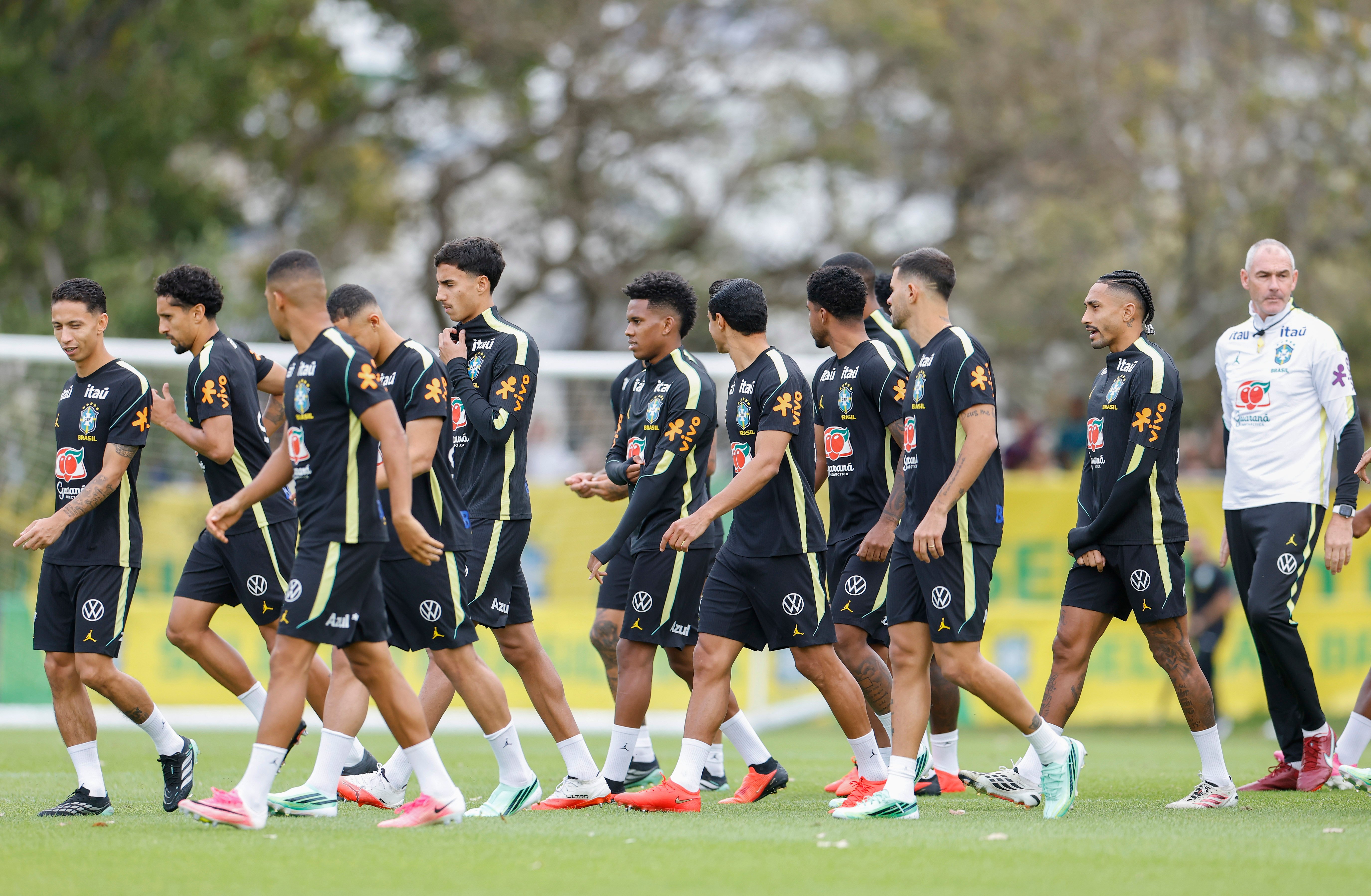 Brasil pode ter mudança tática para enfrentar a Austrália - 