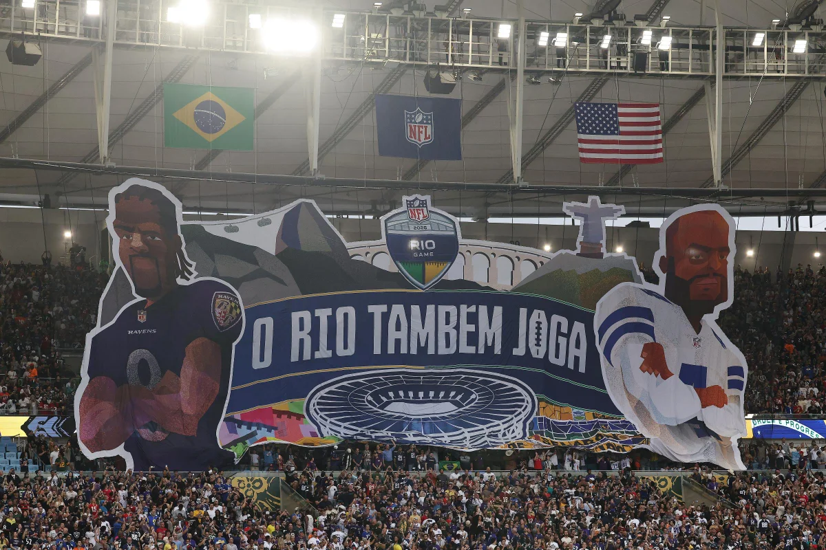 Duelo entre Baltimore Ravens e Dallas Cowboys reuniu 72.792 torcedores e teve decisão nos últimos segundos no Rio de Janeiro.