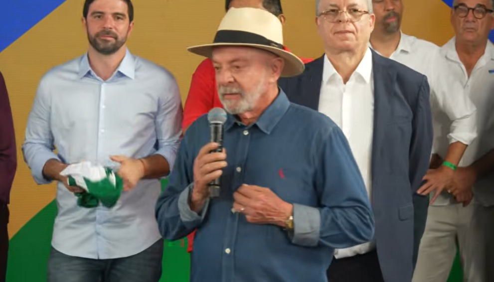 (Presidente Luiz Inácio Lula da Silva)